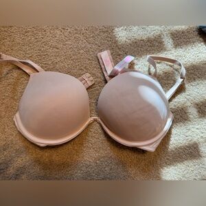 Victoria’s Secret Pink wear everywhere super push up bra l